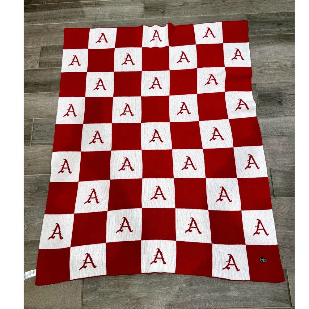 Hype & Vice Alabama Crimson Tide Blanket Red Checkerboard Knit Gameday Throw